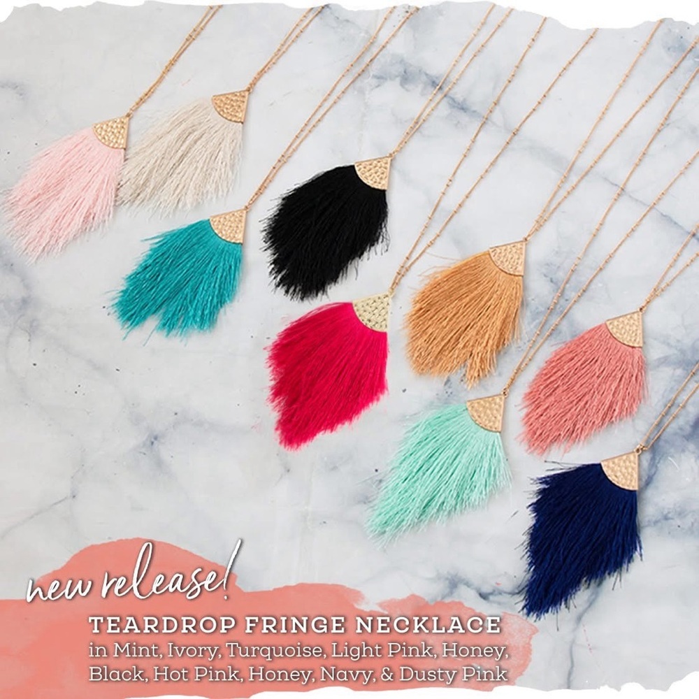 NWOT Grace & Lace Pendant Teardrop Fringe Necklace in Black